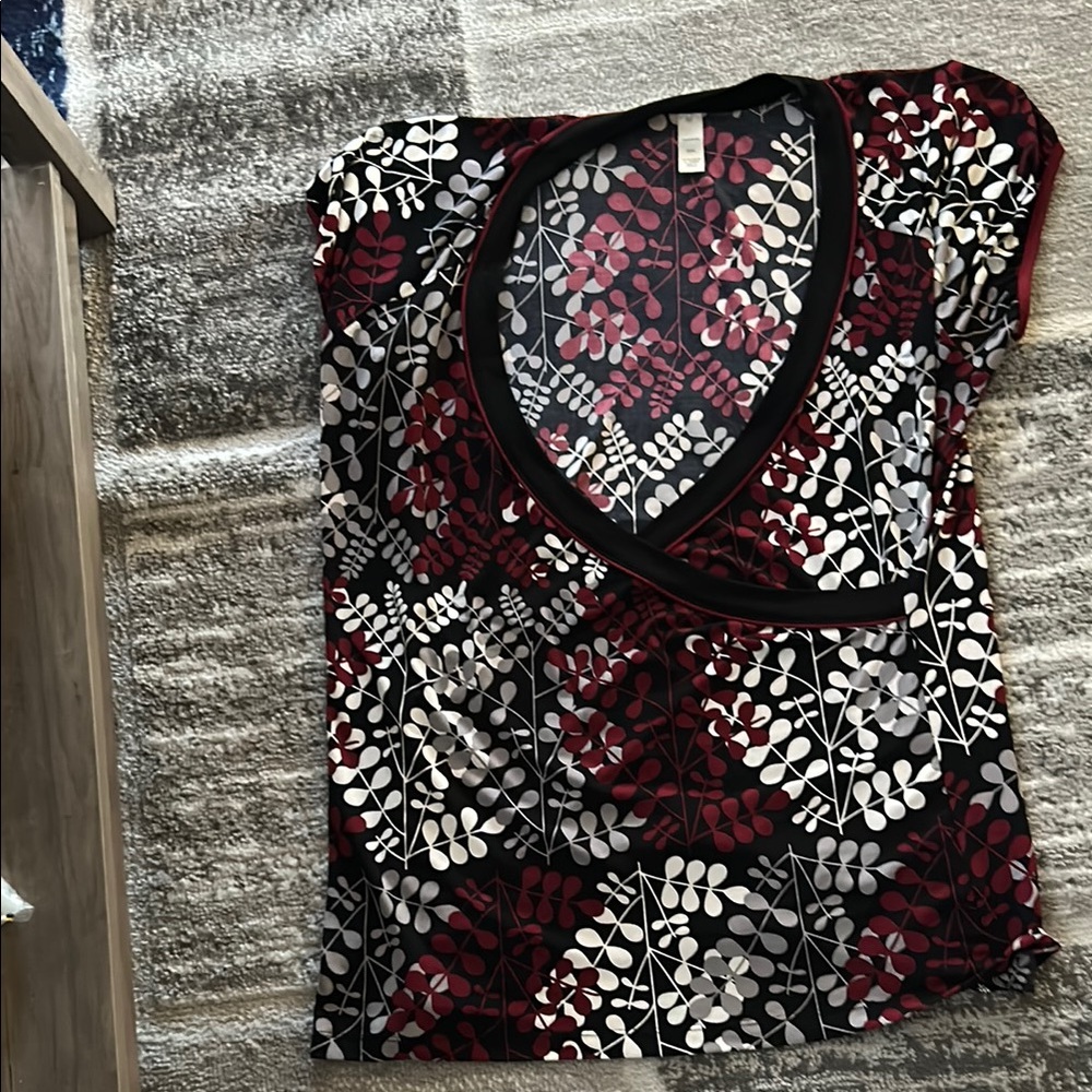 Floral Wrap Top - Black, Red, White